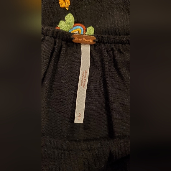 Free People Women's Black Long Sleeve, V Neck,  Embroidery Dress Size S. - Picture 7 of 7